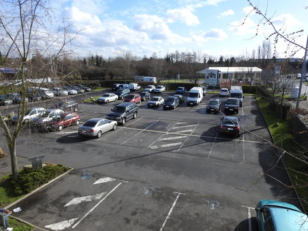 Premiere Classe Conflans-Sainte-Honorine Exterior photo