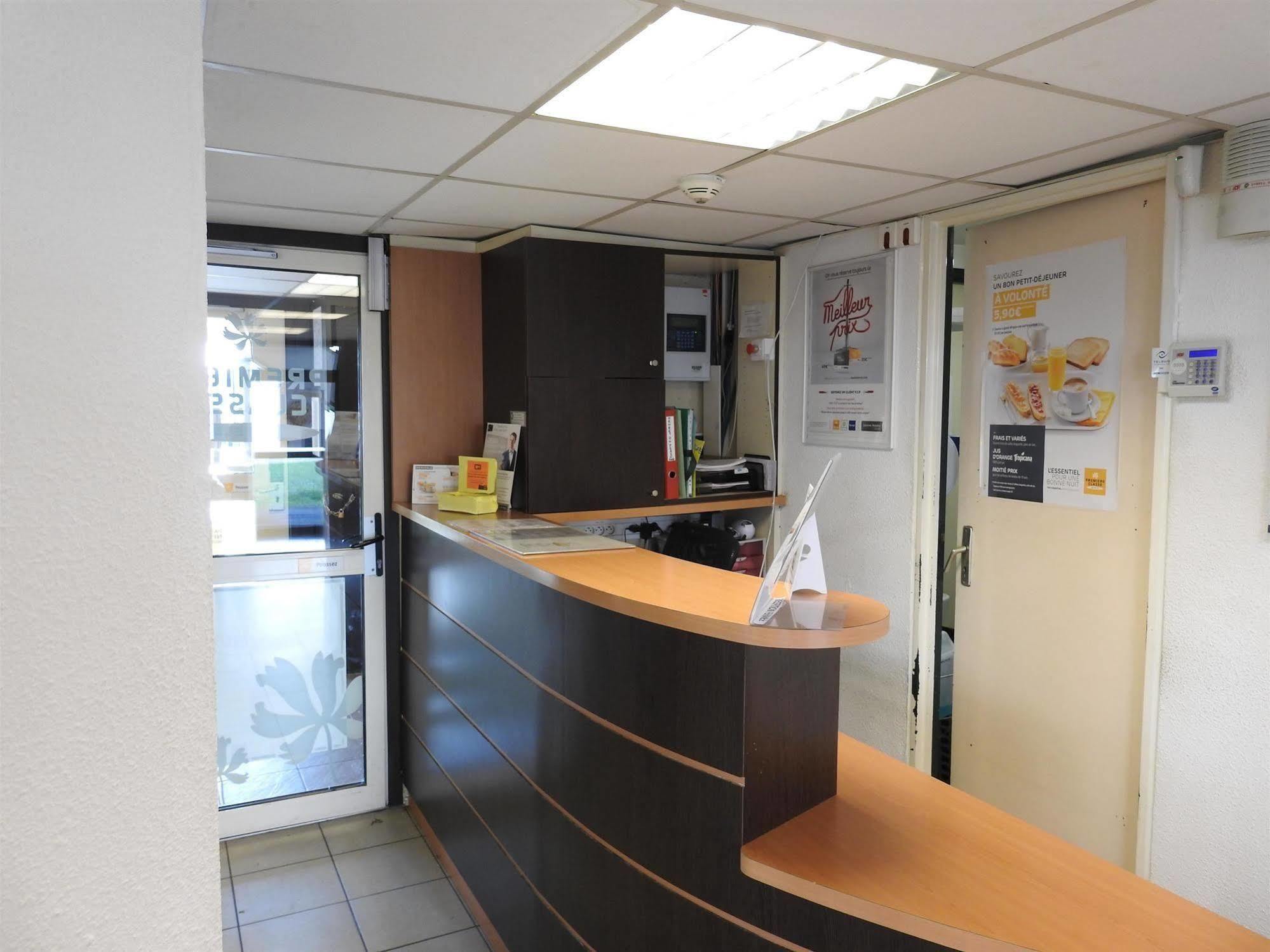 Premiere Classe Conflans-Sainte-Honorine Exterior photo